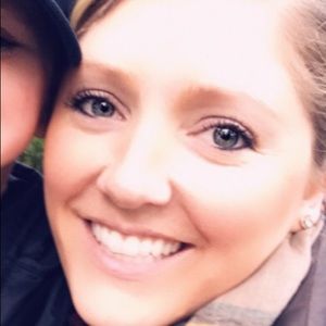 Meet your Posher, Shelby